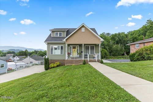 404 Allen Ave, Elizabethton, TN, 37643-4126 | Card Image