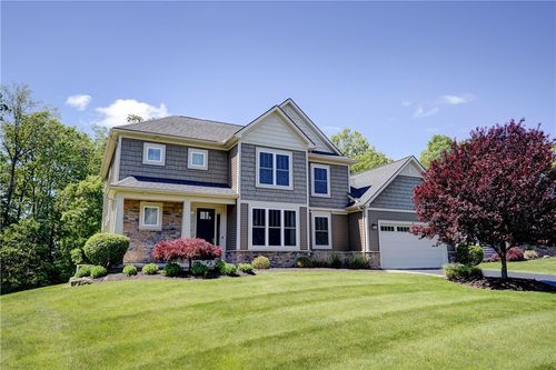 5 Camellia Rise, Fairport, NY, 14450-3700 | Card Image