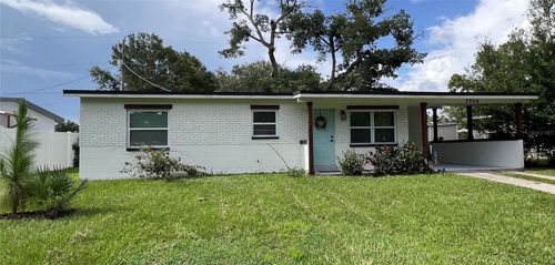 2004 E Broad St, TAMPA, FL, 33610-1028 | Card Image