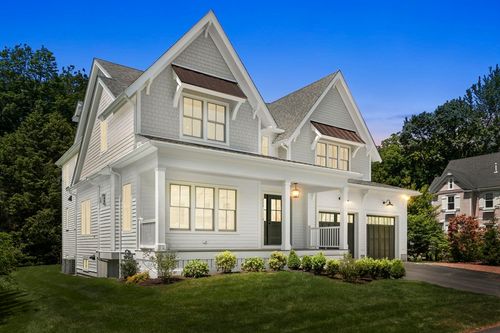 233 Warren St, Needham, MA, 02492-2945 | Card Image
