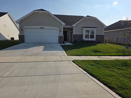 10981 Thomas St, Winfield, IN, 46307-0257 | Card Image