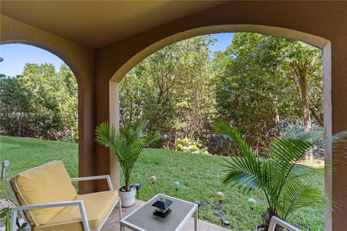 6108-19655 E Country Club Dr, Aventura, FL, 33180-4803 | Card Image