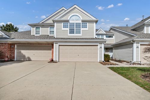 270 Woodstone Cir, Buffalo Grove, IL, 60089-6701 | Card Image