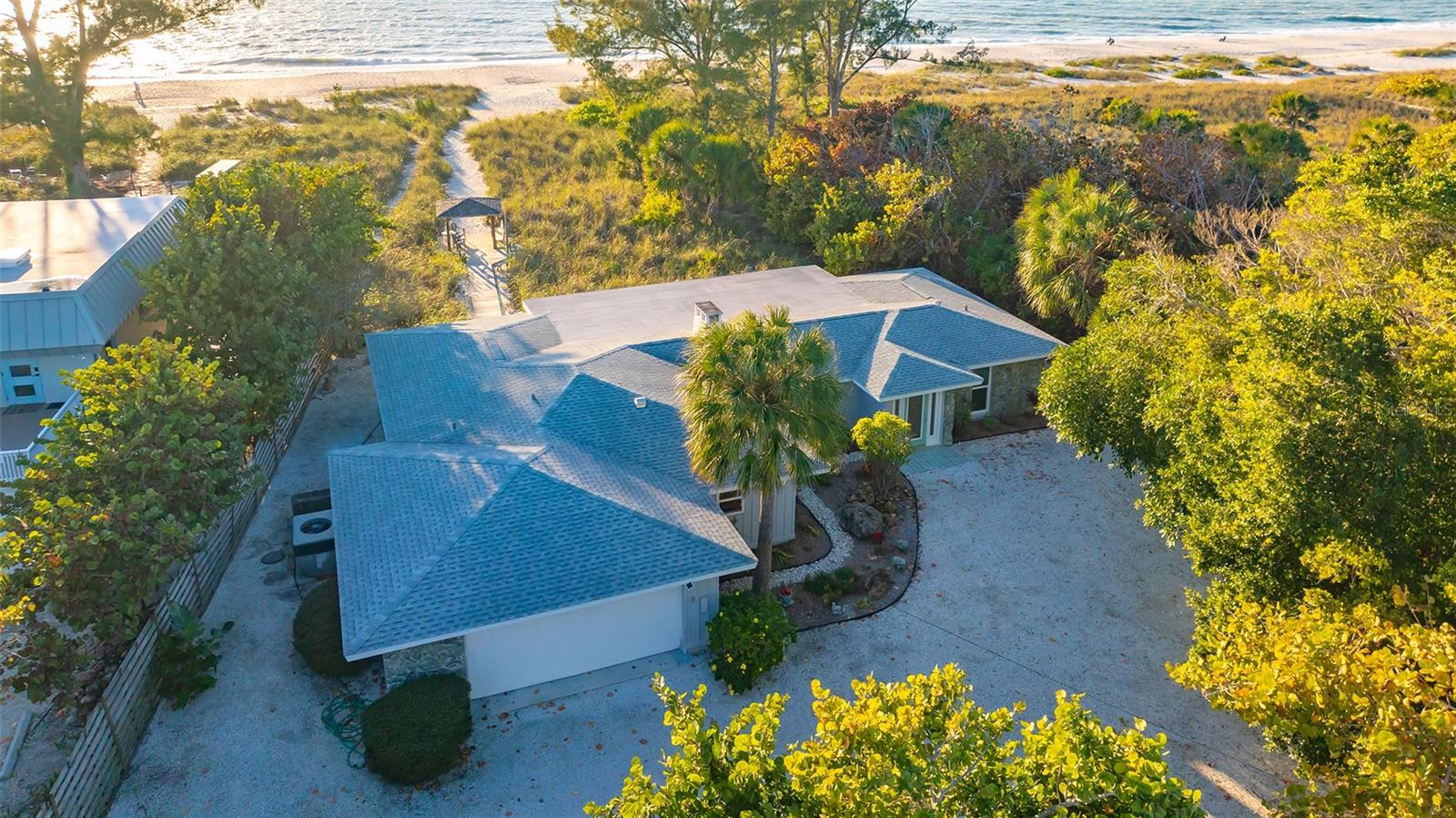 Casey Key Rd, Nokomis, FL 34275