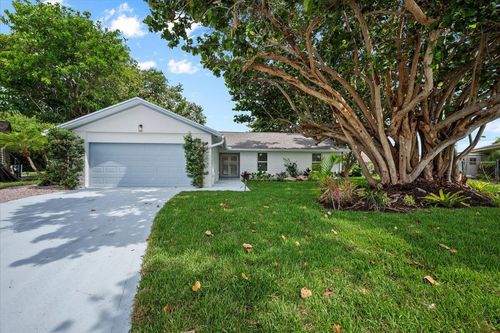 48 Wingo St, Tequesta, FL, 33469-2640 | Card Image