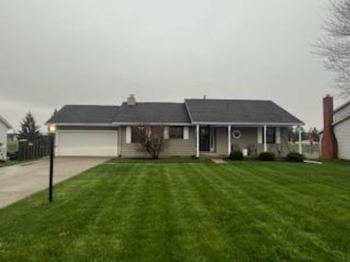1443 Oakridge Drive, Bucyrus, OH, 44820 | Card Image