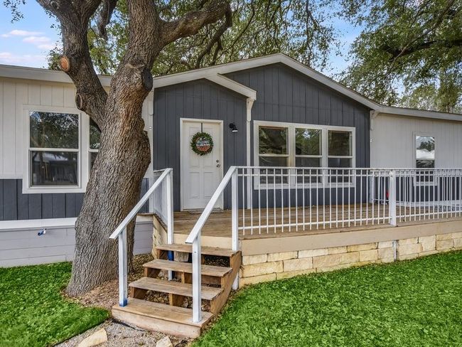 604 County Road 136 A, House other with 4 bedrooms, 2 bathrooms and null parking in Kingsland TX | Image 4