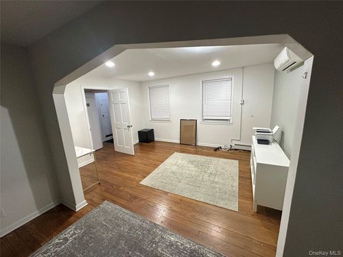 243 Nassau Blvd, Garden City, NY, 11530-5532 | Card Image