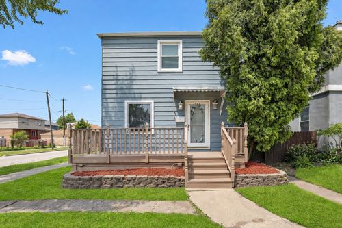 7052 41st St, Berwyn, IL, 60402-4125 | Card Image