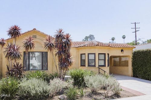 8936 Dorrington Ave, West Hollywood, CA, 90048-1711 | Card Image