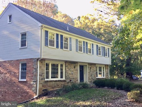 8729 Belmart Rd, POTOMAC, MD, 20854-1610 | Card Image