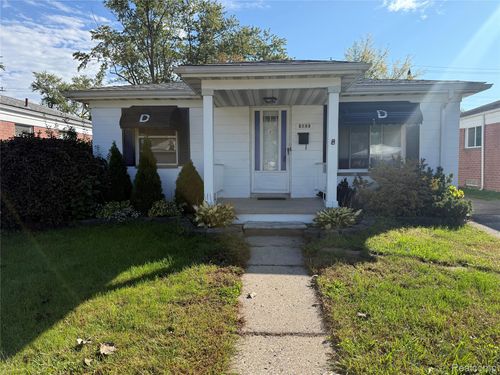 6198 Robindale Ave, Dearborn Heights, MI, 48127-3148 | Card Image