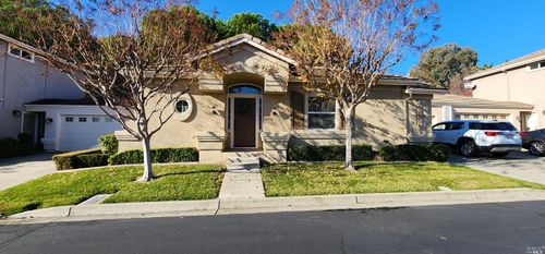 406 Endberg Dr, Vacaville, CA, 95688-9134 | Card Image
