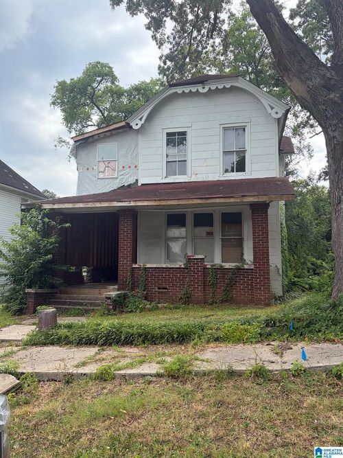 703 Austin Ave, Sheffield, AL, 35660-2827 | Card Image