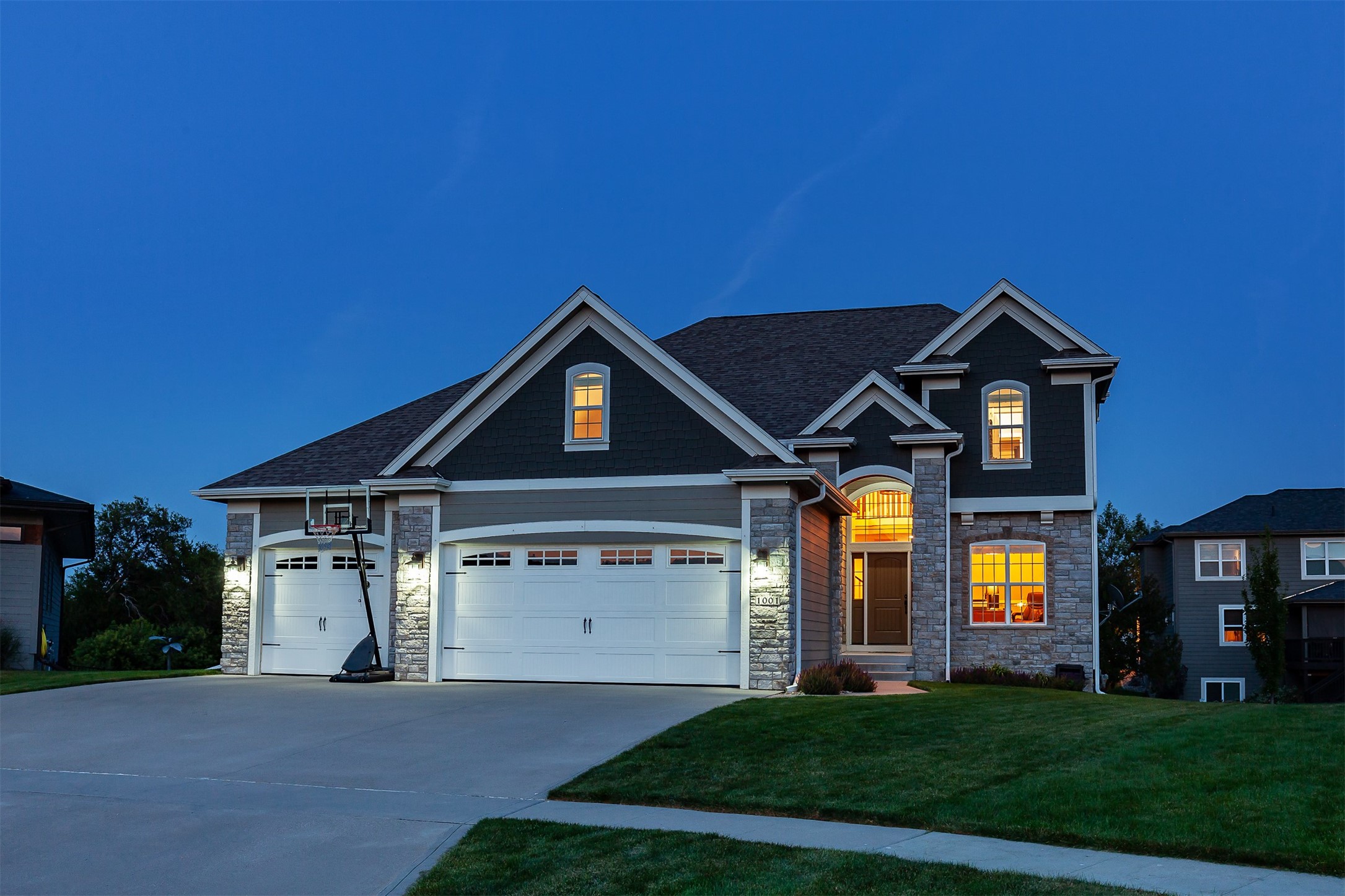 7th Ct, Grimes, IA 50111