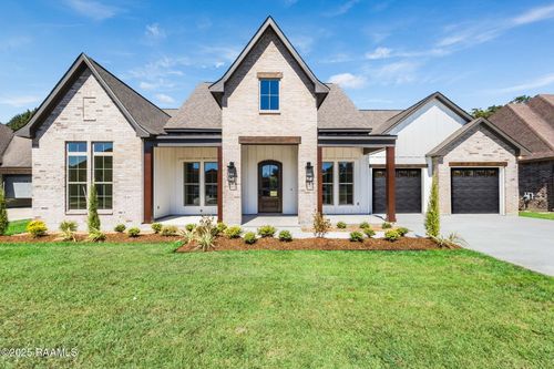 102 Henry James Ct, Youngsville, LA, 70592-5176 | Card Image