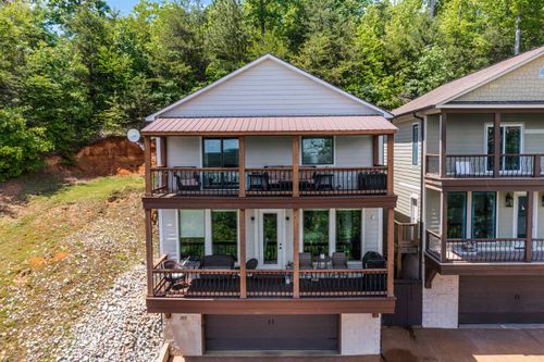 355 High Pointe Dr, Savannah, TN, 38372-1559 | Card Image