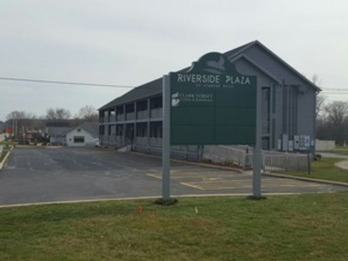 2c-325 Clark St, Utica, IL, 61373 | Card Image