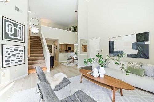 3657 West Ct, Richmond, CA, 94806-5248 | Card Image