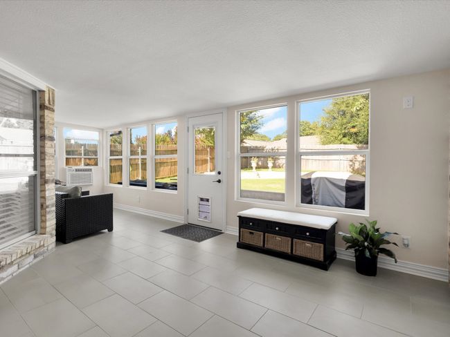 Sunroom featuring cooling unit | Image 20