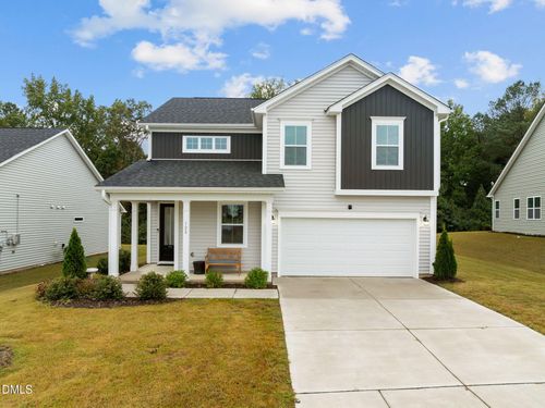 128 Davinhall Dr, Fuquay Varina, NC, 27526-4037 | Card Image