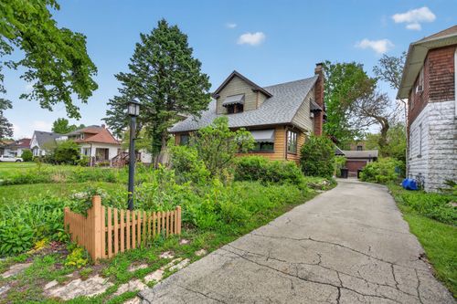 11427 S Longwood Dr, Chicago, IL, 60643-4129 | Card Image