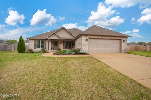 86 White Birch Drive, Jackson, TN, 38305 | Card Image