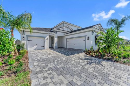 17530 Glistening Ct, VENICE, FL, 34293-7994 | Card Image