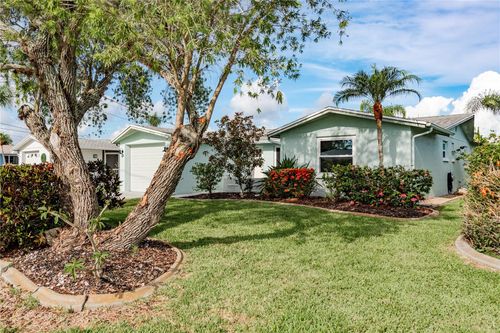 4953 Blue Heron Dr, New Port Richey, FL, 34652-4474 | Card Image