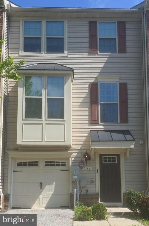324 Eagles Ridge Way, Glen Burnie, MD, 21061-6753 | Card Image