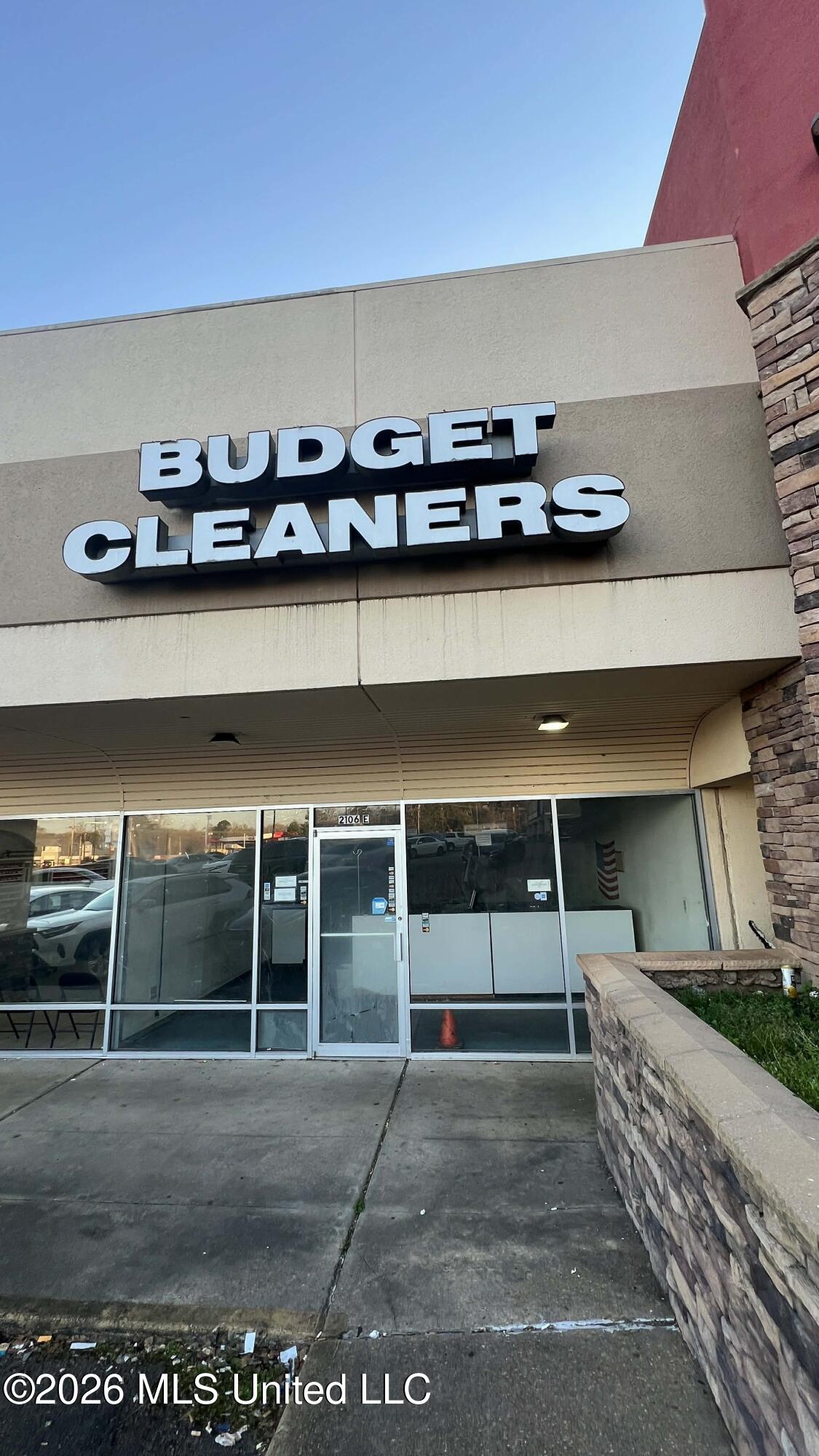 Commercial Lease in Jackson 4