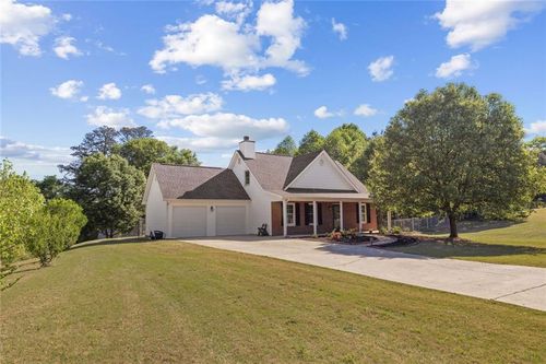555 Mackinaw Dr, Bethlehem, GA, 30620-2130 | Card Image