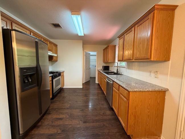 1464 David Curry Dr, House other with 3 bedrooms, 3 bathrooms and 4 parking in Round Rock TX | Image 10