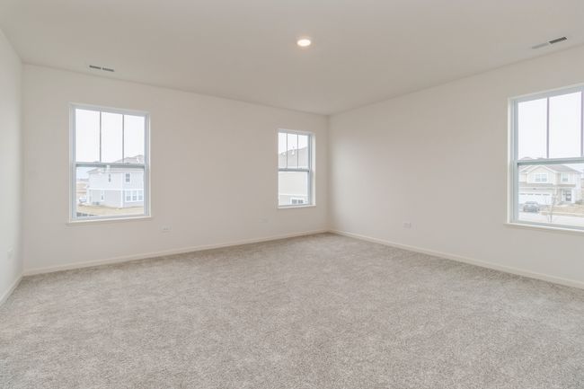 25624 W Springview Dr, Home with 3 bedrooms, 3 bathrooms and null parking in Plainfield IL | Image 8