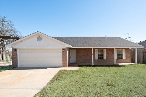 216 Modene St, Seagoville, TX, 75159-2017 | Card Image