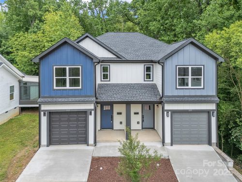 1933 St Mark St, Charlotte, NC, 28216-4876 | Card Image
