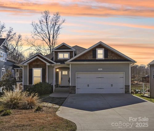 21610 Rio Oro Dr, Cornelius, NC, 28031-6726 | Card Image