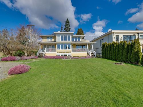 14008 Marine Dr, White Rock, BC, V4B1A7 | Card Image