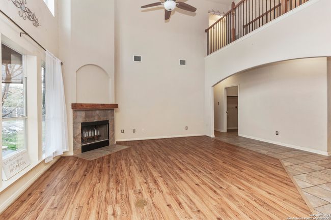 9223 Saucedo Dr, House other with 5 bedrooms, 4 bathrooms and null parking in Helotes TX | Image 9
