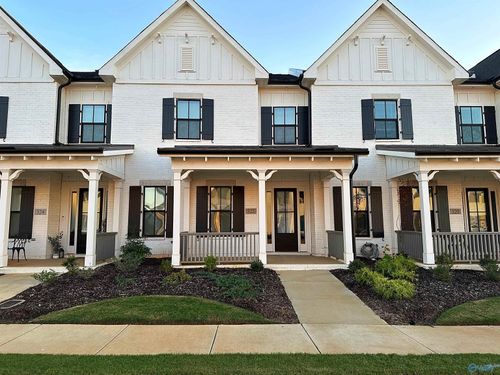 322 Hay Rake Dr, Madison, AL, 35757-5516 | Card Image