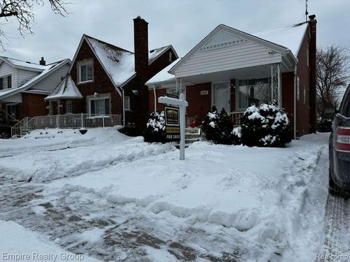 5245 Jonathon St, Dearborn, MI, 48126-3313 | Card Image