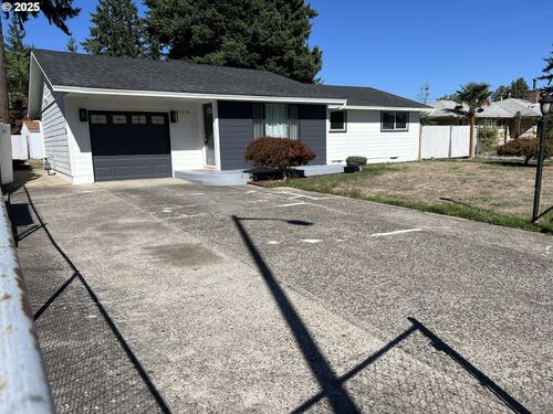 17519 Se Tibbetts St, Portland, OR, 97236-1120 | Card Image
