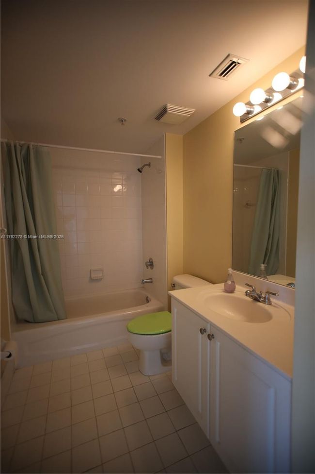 APT-506 - 1627 Sw 37 Th Ave, Condo with 2 bedrooms, 2 bathrooms and null parking in Miami FL | Image 15