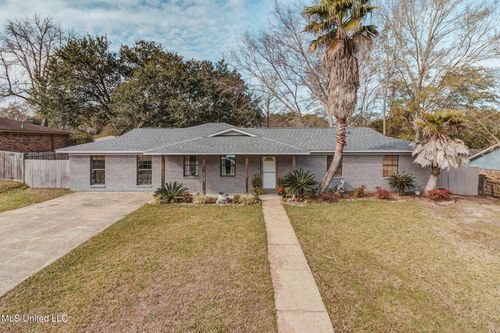 15397 Woody Dr, Gulfport, MS, 39503-2319 | Card Image
