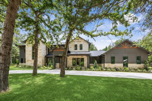 211 Saint Andrews Dr, New Ulm, TX, 78950-2297 | Card Image