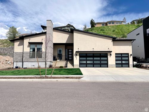 889 S Winter Ln, North Salt Lake, UT, 84054-1214 | Card Image