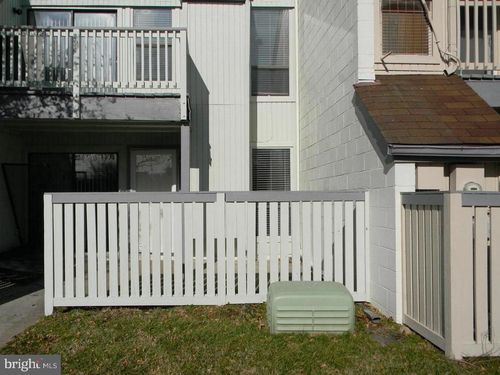 11-8071 Pantano Pl, ALEXANDRIA, VA, 22309-1457 | Card Image