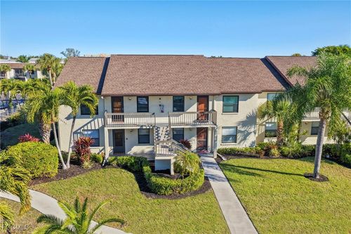 201-9290 Lake Park Dr, FORT MYERS, FL, 33919-4851 | Card Image