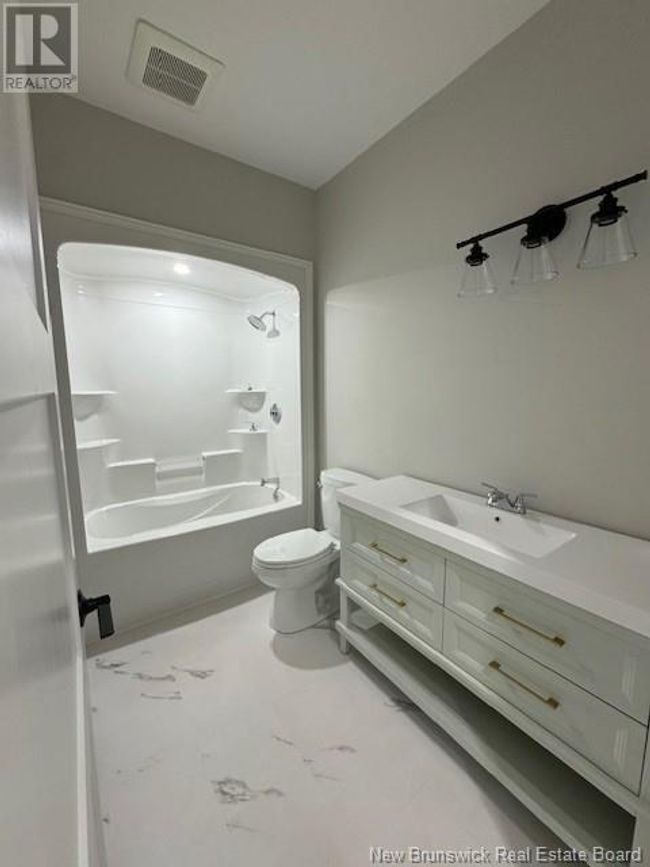 42 Connor St, House other with 2 bedrooms, 2 bathrooms and null parking in Petitcodiac NB | Image 22