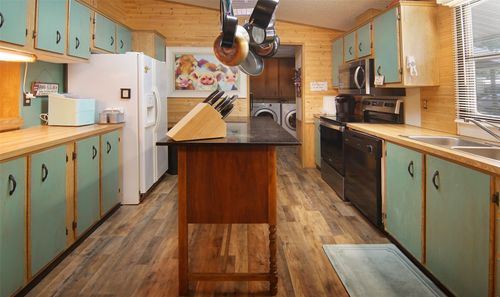 36-4812 Sunset Ln, Graham, TX, 76450-5846 | Card Image